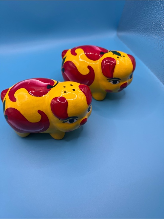 Other - Red and yellow hot pepper piggie salt and pepper shakers set